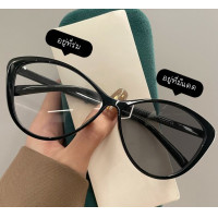 ราคา ALP Blue Block Transition Glasses แว่นทรงตาแมว Cat eyes กรองแสงสีฟ้า เลนส์เปลี่ยนสีออโต้ รุ่นSN0088 (22876647899)