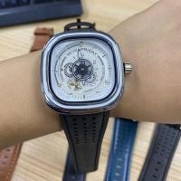 ราคา September Hot male Web celebrity big dial watch men square pointer electronic watch seven students trend Friday male quartz watch (16392621762)