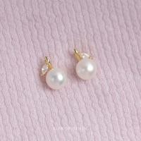 ราคา Bloomsnoon ต่างหูเชอร์รี่ Cherry Pearl Earrings (22414698289)