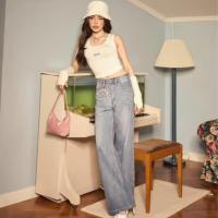 ราคา Atipashop RIBBON ATIPA JEANS กางเกงยีนส์ ขายาว ทรงกระบอกกลาง ปักโลโก้ (22387354203)