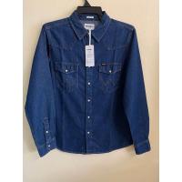 ราคา Wrangler เสื้อเชิ้ตยีนส์ผู้ชาย cotton100 ผ้านิ่มใส่สบาย ของแท้ ราคาป้าย 1790 บาท (23099656248)
