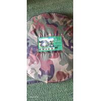 ราคา เป็นสนามเต้นสปริงขนาด 7 ฟุตมี 2 ประตูสามารถนอนได้ 1 คน 2 คนถึง 3 คน 4 คนตัวเป็นมีผ้าตาข่ายสามารถกันยุงได้ (23191339660)