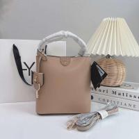 ราคา กระเป๋าถือ lyn ทรงถัง astraea bucket มีสายยาวให้ พร้อมส่ง 6 สีจุกๆ (23366075871)