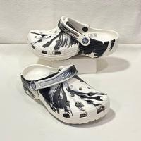 ราคา Crocs Collection รองเท้าแตะ รองเท้าแบบสวม ลายผ้ามัดย้อม ลายหินอ่อน Classic Marbled Clog crocs (22187494611)