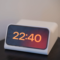 ราคา ฐานชาร์จไร้สายสำหรับ iPhone ที่รองรับการตั้งค่าพลังงานแบบยูนิฟอร์ม MagSafe พร้อมช่องเสียบสาย USB C (22951376411)