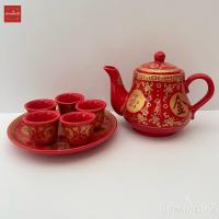 ราคา ชุดน้ำชา ถ้วยน้ำชา แก้วน้ำชา 5ใบ พร้อมกาน้ำชา และถาดน้ำชา ไหว้พระ ไหว้เจ้า เซรามิค สีแดงทอง ลายจีน (16986761642)