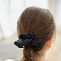 ราคา Bui Scrunchies Mulberry Silk บุย ยางรัดผมผ้าไหมมัลเบอร์รี่ ยางมัดผมช่วยถนอมเส้นผม (22575620880)