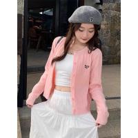 ราคา FASHIONJEANS เสื้อแขนยาวไหมพรม ครอปคาร์ดิแกน ผ้านุ่มมาก ปักลายโบว์สีดำ สไตล์เกาหลี K311 (23066351441)