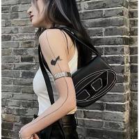 ราคา XIAYISHI jingle bag diesel กระเป๋าหนังดีเซลกระเป๋าเล็กขนาดเล็กดีไซน์เรียบง่ายเพียงแค่ดวงดาวขนาดเล็กแฟชั่นแบบใหม่กระเป (19569464957)