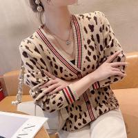 ราคา พร้อมส่ง เสื้อคลุมทำงานห้องแอร์ ลายเสือดาว เสื้อคลุมผญ ดูอ่อนกว่าวัย เสื้อนอกผญ แฟชั่น เหมาะกับทุกโอกาส เสือไหมพรมกันหนาว Sweater coat (11750910667)