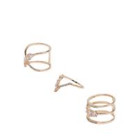 ราคา ALDO รุ่น Tetonia ชุดแหวน Multi Finger สำหรับผู้หญิง สี Gold สี Clear Multi (23144261042)
