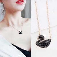 ราคา Vivienne Westwood ของแท้ใหม่สร้อยคอจี้รูปหงส์สีดำผ้ากำมะหยี่สุดเท่เครื่องประดับสร้อยคอโชคเกอร์เสริมบุคลิกคลาสสิกของแม่ผ้ากำมะหยี่อุปกรณ์เสริมสำหรับโซ่ไหปลาร้า (20639412022)