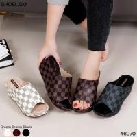 ราคา รองเท้าส้นเตารีด ลายตาราง (18046828280)