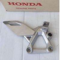 ราคา ขายึดพักเท้าซ้ายแท้ HONDA CBR150R1ชิ้น อะไหล่แท้ศูนย์ HONDA ใช้สำหรับรถรุ่น CBR150R 2011 CBR150R 2016 CBR150R 2017 REPSOL 2014 (20557172982)