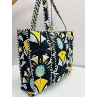 ราคา กระเป๋าอินเดียใบใหญ่ Indian Quilted Soft Handblock Tote Bag Timeless Wardrobe Staple (22879056532)