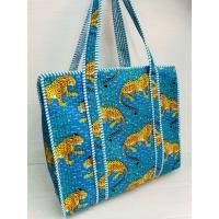 ราคา กระเป๋าอินเดียใบใหญ่ Indian Quilted Soft Handblock Tote Bag Timeless Wardrobe Staple (22879056533)
