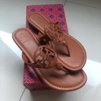 ราคา สินค้าพร้อมส่งจากไทย รองเท้าแตะแบบหนีบ tory burch sandals G0085 (22765170210)