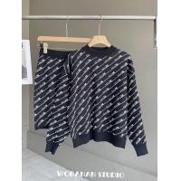 ราคา เซทไหมพรม เสื้อแขนยาว กระโปรงสั้น ถักลายสวยมากค่ะ (23130347464)