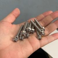 ราคา น็อตแคร้งเครื่องซ้าย ขวา หัวเหลี่ยม จี้ร่อง Waveเวฟ125 irs บังลม หัวเถิก หัวแหลม Dreamดรีม125 (22573352053)