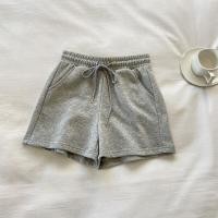 ราคา กางเกงขาสั้นกีฬาทรงตรงบางสำหรับผู้หญิง กางเกงขายาวทรงหลวมสบาย ๆ สำหรับฤดูร้อน สไตล์เกาหลี กางเกงขายาวสามส่วน (23239649677)