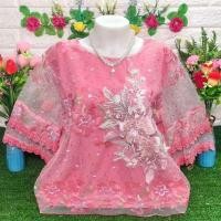 ราคา เสื้อลูกไม้ผ้าใยแก้ว คอกลมแขนระบาย ปักดอกไม้สวยๆ มีซัปในตัวจร้า (23323288920)
