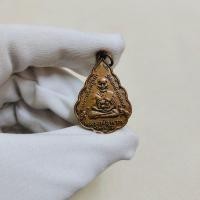 ราคา หลวงปู่ทวด เหรียญหลวงปู่ทวด วัดช้างไห้ พิมพ์ใบสาเก หน้าแก่ ด้านหลังพระครูวิลัยโสภณ ทิม ปี ๒๕๐๘ จ ปัตตานี มีบริการส่งฟรี (17847763174)