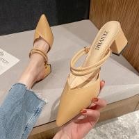 ราคา รองเท้าส้นสูง หัวแหลม สายคาด รัดส้น หนังPUสวย คุณภาพดี นุ่มมาก รองเท้าส้นสูง หัวเเหลม แบบรัดส้น สูง1 2นิ้ว (20166004391)