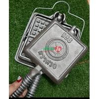 ราคา พิมพ์ขนมรังผึ้ง เบอร์ 8 ตราศรคู่ โบราณทรงสี่เหลี่ยม แม่พิมพ์รังผึ้งเหลี่ยม พิมพ์รังผึ้ง ใช้กับเตาถ่าน พิมพ์ขนม (1846632879)