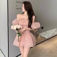 ราคา เดรสเปิดไหล่แขนพองลายสุดสีชมพูน่ารัก (13960890620)