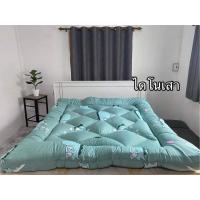 ราคา ส่งฟรี 379 ท็อปเปอร์ 4 5 นิ้ว ใยขนห่านเทียม ใย 3 ชั้น 3 5ฟุต 5ฟุต 6ฟุต ลายเรียบ เนื้อผ้าซาตินผสมคอตตอนให้คนสัมผัสที่นุ่ม minimal (21286500998)