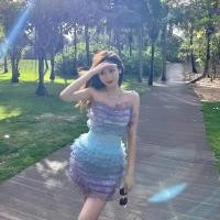 ราคา ชุดเดรสเซ็กซี่เกาะอกไล่ระดับสีฟ้าชุดเดรสชายหาดปาดไหล่เก็บเอวน่ารักใส่ช่วงวันหยุดสำหรับท่องเที่ยวผ้าตาข่ายแบบอ่อนโยน (21881337310)