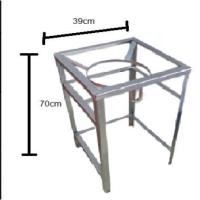 ราคา ขาวางเตาแก๊สแรงดันสูง ขาเตาเร่ง ขาตั้งขายของแม่ค้า สำหรับเตารุ่น KB7และKB8 ฐานสี่เหลี่ยมกลาง ธรรมดา สูง 40 ซม คอกว้าง (20991340708)