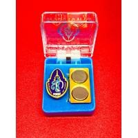 ราคา เข็มราชินี 90 พรรษา เข็มพระพันปี 90 ปี เข็ม สก แบบเข็ม หมุด แม่เหล็ก มีกล่อง (22685278438)