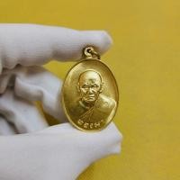 ราคา เหรียญรูปไข่รุ่นแรก หลวงพ่อทองมา ถาวโร วัดสว่างท่าสี บล็อค2โน จุดนิยมสุด จมูกโด่ง ๆ ตรงปกงดงามมาก (16904531557)