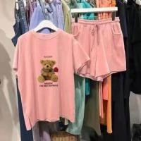 ราคา YIYI SHOP ชุดลำลองแฟชั่นผู้หญิง ชุดเซต 2ชิ้น เสื้อแขนสั้น กางเกงขาสั้น ลายหมี น่ารัก สไตส์เกาหลี (8904788297)