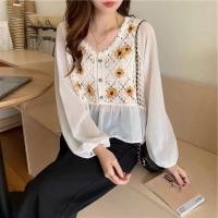ราคา 1968 พร้อมส่ง เสื้อลูกไม้ เสื้อถักนิตติ้งลายดอกไม้ น่ารักๆ ผ้าถักงานปักลายดอกไม้ (14001610492)