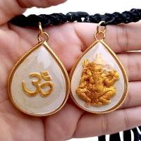 ราคา พระพิฆเนศ จี้พระพิฆเนศพร้อมสร้อยเชือกร่ม สายสร้อยปรับได้ พระพิฆเนศเนื้อผงองค์ลงสีทองจี้ทรงหยดน้ำ พระพิฆเนศจี้ทรงไข่เนื้อผงว่าน เทพเจ้าแห่งความสำเร็จ (21733413938)