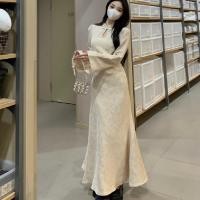 ราคา STAR FRUIT ชุดกี่เพ้าฝรั่งเศสขนาดใหญ่ชุดเดรสกี่เพ้าสีดำขนาดเล็กสไตล์เฮปเบิร์นสำหรับผู้หญิงกระโปรงพวงกุญแจรูปหัวใจเดรสสำหรับคนอ้วนฤดูใบไม้ร่วง (22939807975)