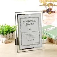 ราคา กรอบรูปกระจกคริสตัล ขนาด A4 กรอบรูป กรอบรูปกระจก พร้อมขาตั้ง สวยหรู สำหรับใบประกาศหรือรูป (204596462)