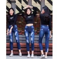 ราคา กางเกงยีนส์ทรงบอย ผ้ายีนส์นิ่ม ไม่ยืด แต่งขาดเซอร์ ใส่สวย ใส่สบาย เก๋ เท่ห์ ได้ทุกโอกาส (16219556723)
