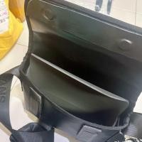 ราคา ตีนตุ๊กแกแม่เหล็ก กระเป๋า MC Jeans (22950812562)