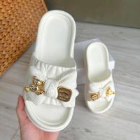 ราคา ABCD Shopz รองเท้าแตะผู้หญิง รองเท้าแฟชั่นมาใหม่ เสริมสูง 4 เซน มาพร้อม อะไหล่แต่งน้องหมีสีทอง พร้อมส่ง (21480791720)