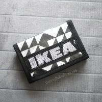 ราคา IKEA กระเป๋าสตางค์3พับ หุ้มพลาสติกใส กันน้ำ มีห่วงใส่โซ่ ช่องใส่เหรียญ กระเป๋าสตางค์เก๋ๆ งานremake จากผ้าอิเกีย (21891617868)