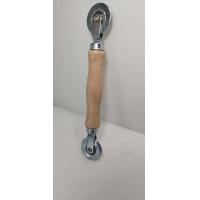 ราคา ลูกกลิ้งมุ้งลวด สำหรับกลิ้งร่องยางอัดมุ้งลวด ลูกกลิ้ง ยางอัด มุ้งลวด ระบบลูกปืน วัสดุทำจากเหล็กชุบกันสนิม (17420378805)