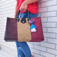 ราคา ไม่แถมพู่ ขนาดฐาน 15 5 สูง 10 นิ้ว ไม่ซับไม่ซิป กระเป๋าสาน กระจูด กระเป๋าสาน กระจูด กระเป๋าแฮนด์ ของฝากของขวัญ ตะกร้าสาน กระเช้าสาน (1705700042)