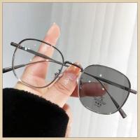 ราคา แว่นกรองแสง แว่นสายตาสั้น เลนส์ออโต้ เลนส์ออโต้รุ่นใหม่ ออกแดดเปลี่ยนสีใน5วิ Super Auto กันUV99 แว่นต (23189865532)