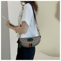 ราคา กระเป๋าคาดอก กระเป๋าถือ กระเป๋าเกาหลี กระเป๋าสายโซ่ กระเป๋าสะพายไหล่ กระเป๋าแฟชั่นลาย GD มี3ส (23347189087)