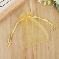 ราคา ถุงผ้าแก้ว ถุงใส่ของชำร่วย ถุงของขวัญ ขนาด20x30 25x35 30x40 ซม แพ็ค 20ใบ ถุงไหมแก้ว ถุงหูรูด ถุงผ้า ถุงใส่ผ้าขนหนู งานบุญงานมงคล (21165348036)