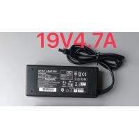 ราคา หม้อแปลงDC 19V 4 7A 5 5 2 5 (23317763601)