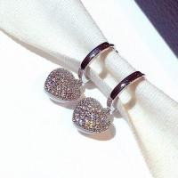 ราคา Yuki 14K ชุบทองโพสต์ทรงกลมสุกใส Faux เพชร Halo ต่างหูพรีเมี่ยม Cubic Zirconia ทองคำสีกุหลาบสีขาวทองหัวใจใหม่ต่างหูผู้หญิงหรูหราเรขาคณิต Rhinestone Love 2020แฟชั่นเครื่องประดับ (7510847995)